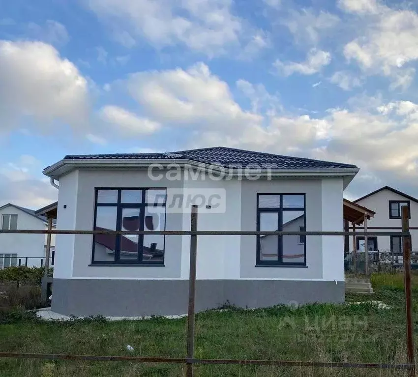 Дом в Краснодарский край, Новороссийск городской округ, Раевская ст-ца ... - Фото 1