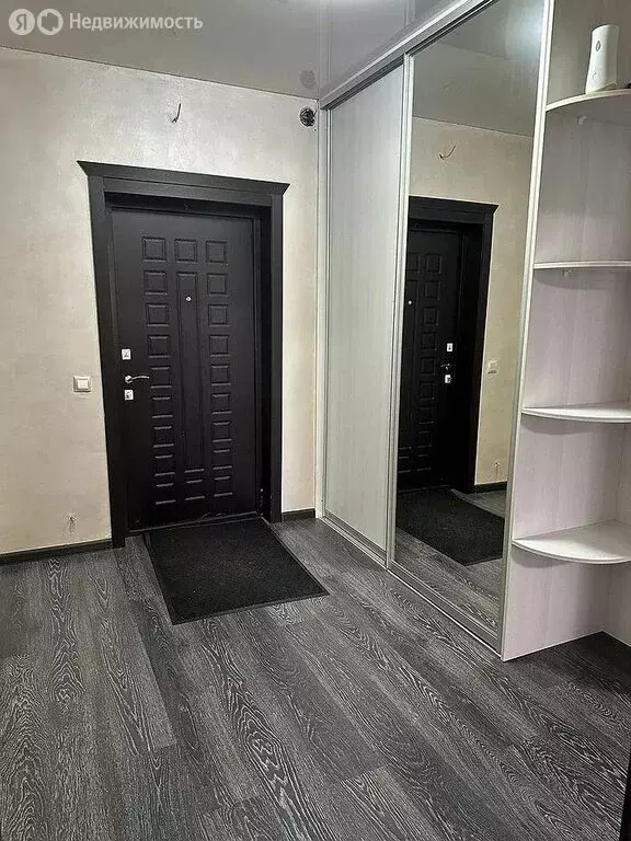 1-комнатная квартира: Тюмень, улица Мельникайте, 2к7 (39.7 м) - Фото 1