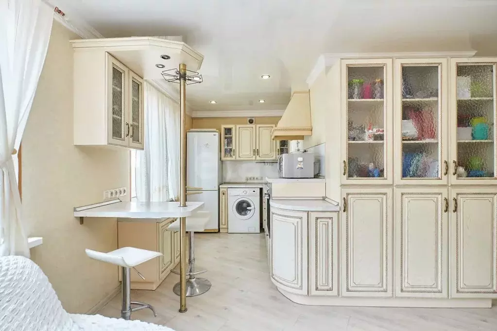 2-к кв. Тюменская область, Тюмень Кольский пер., 1 (58.9 м) - Фото 1