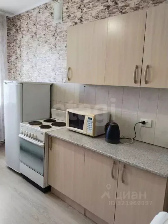 1-к кв. Тюменская область, Тюмень ул. Революции, 228к1 (37.0 м) - Фото 1