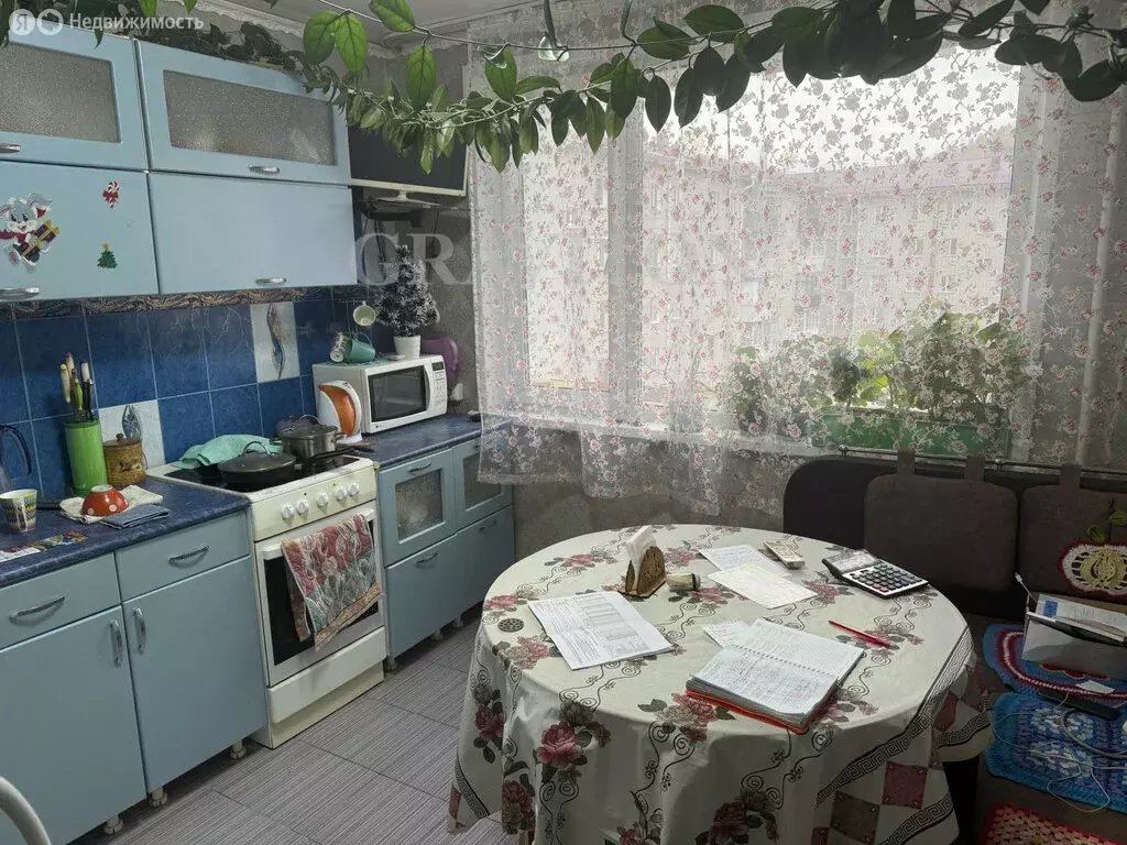 3-комнатная квартира: Горно-Алтайск, улица Григория Чорос-Гуркина, 72 ... - Фото 2