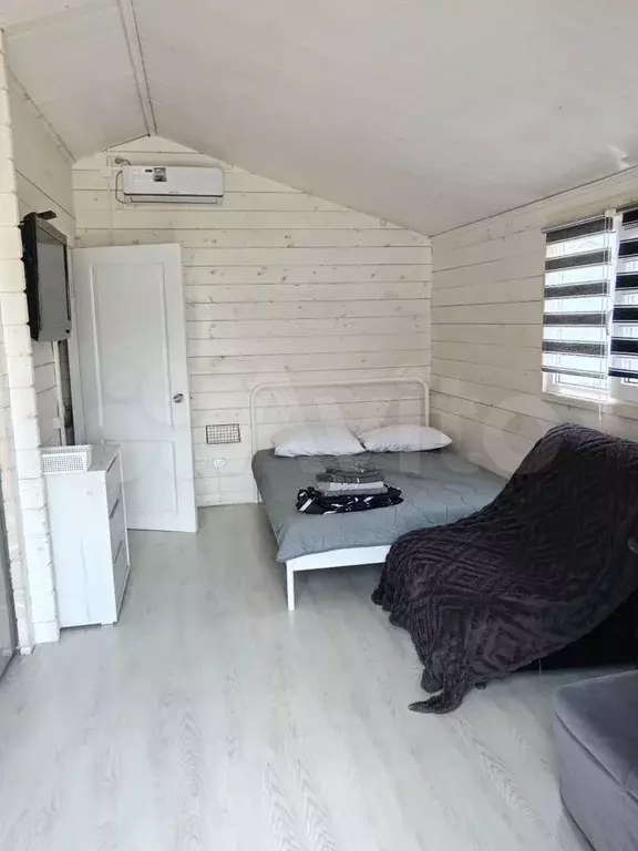 Комната 27 м, 1/1 эт. - Фото 0