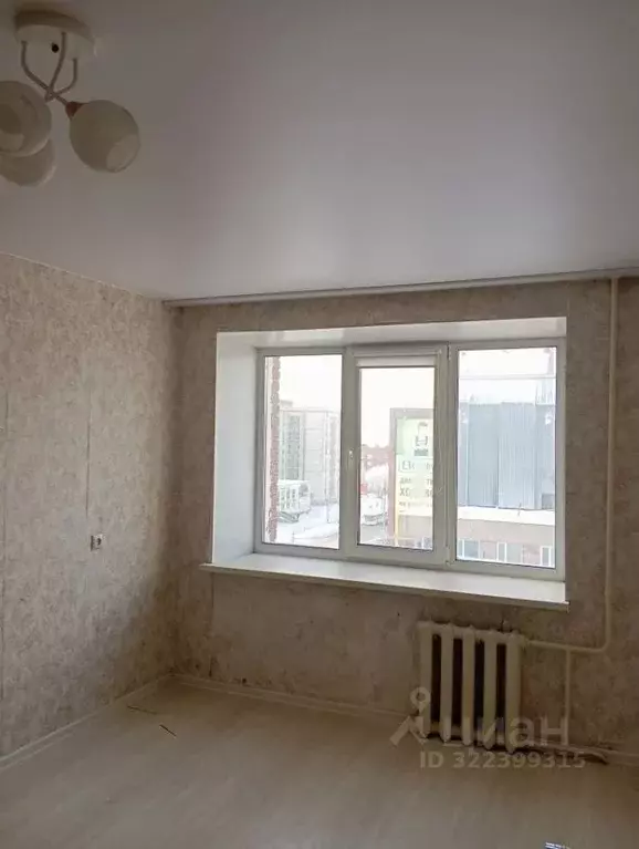 1-к кв. Омская область, Омск ул. 10 лет Октября, 141 (16.6 м) - Фото 1