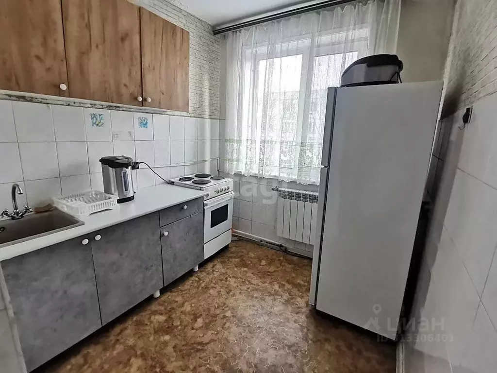 2-к кв. Приморский край, Артем ул. Кирова, 72 (43.8 м) - Фото 0