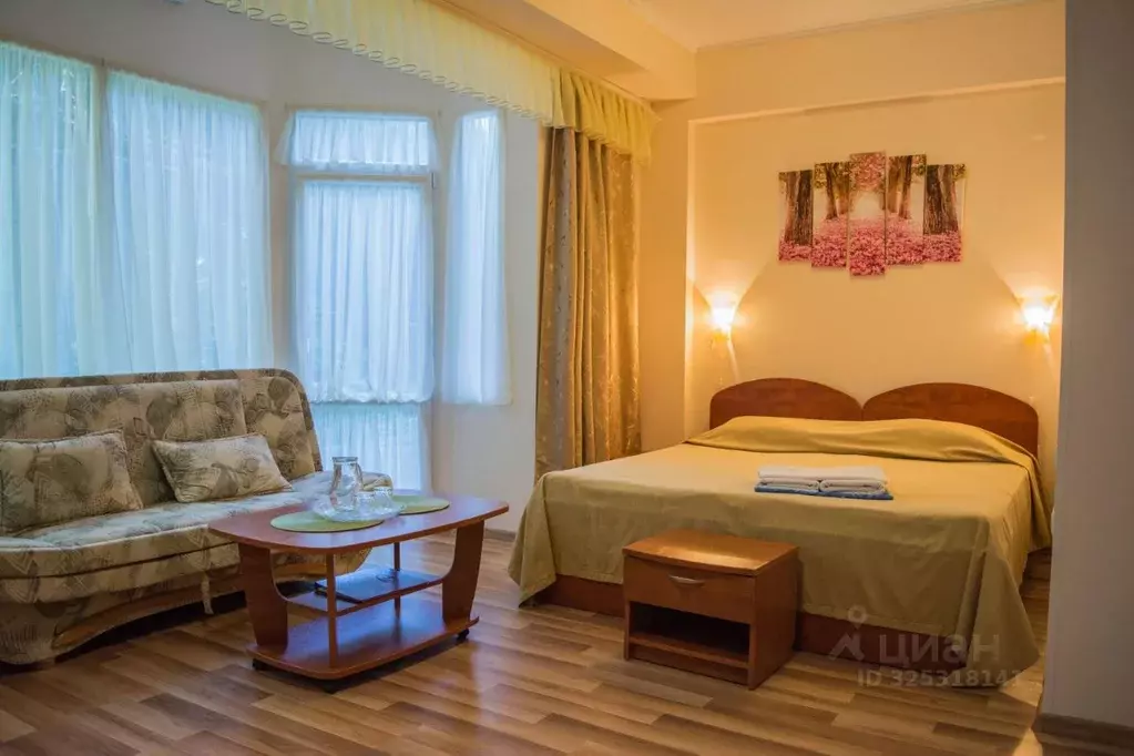 Комната Крым, Алупка спуск Парковый, 4 (28.0 м) - Фото 1