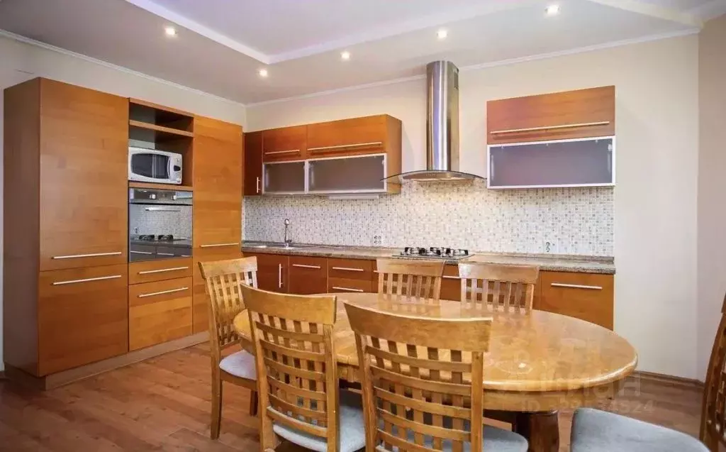 3-к кв. Ярославская область, Ярославль ул. Володарского, 13к2 (107.0 ... - Фото 1