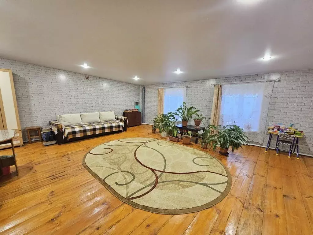 Дом в Марий Эл, Волжский муниципальный округ, Приволжский пгт ул. ... - Фото 1