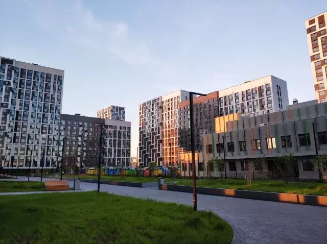 Продается 3-комнатная квартира - Фото 1