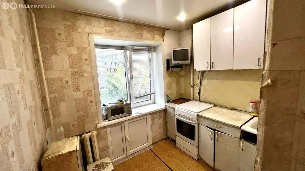 3-комнатная квартира: Весьегонск, улица Есенина, 21 (57 м) - Фото 2