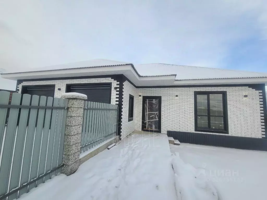 Дом в Иркутская область, Иркутский муниципальный округ, с. ... - Фото 1