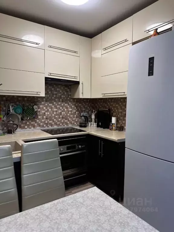 1-к кв. Омская область, Омск Светловская ул., 14 (34.0 м) - Фото 1