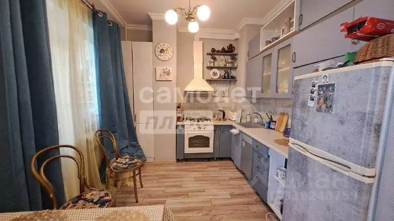 3-к кв. Курская область, Курск Советская ул., 34 (93.0 м) - Фото 0