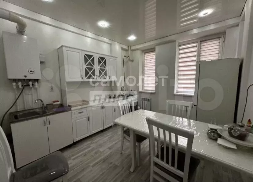 2-к. квартира, 52 м, 1/9 эт. - Фото 1