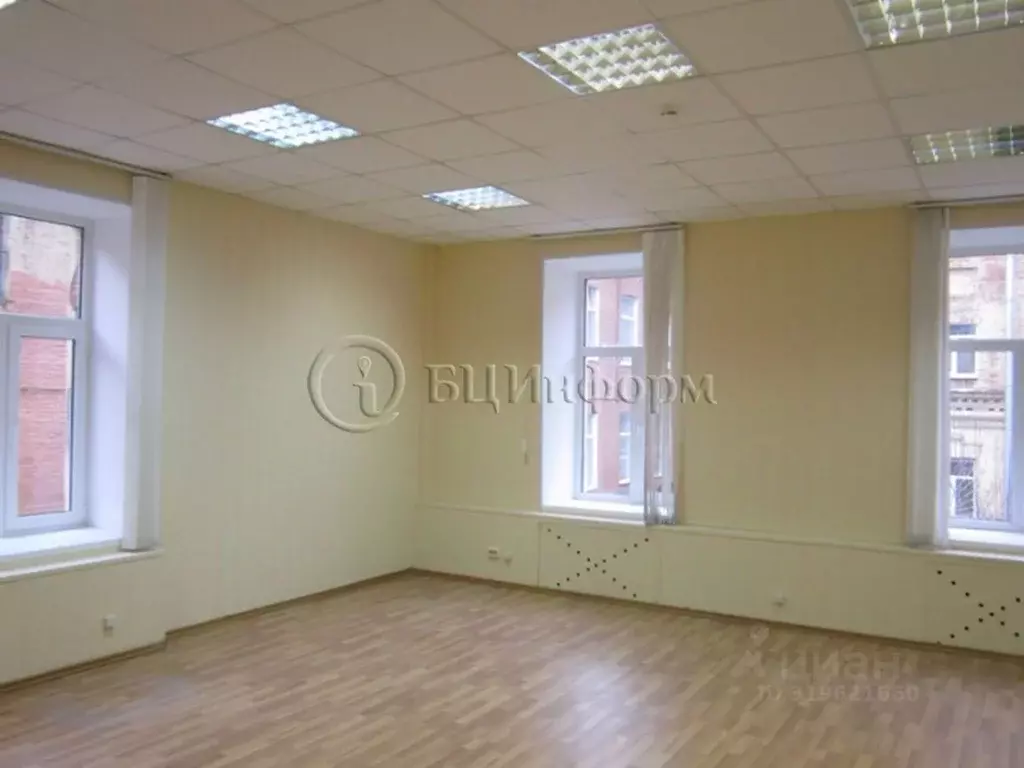Офис в Санкт-Петербург 5-я Васильевского острова линия, 70 (44 м) - Фото 1