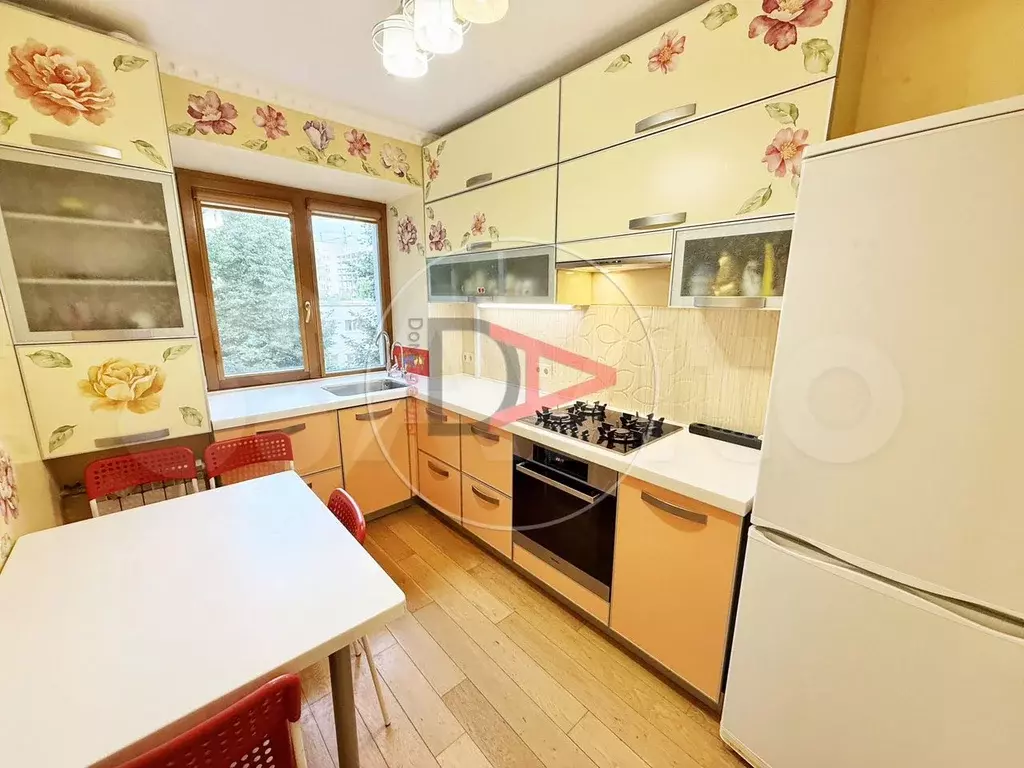 3-к. квартира, 60 м, 3/9 эт. - Фото 0