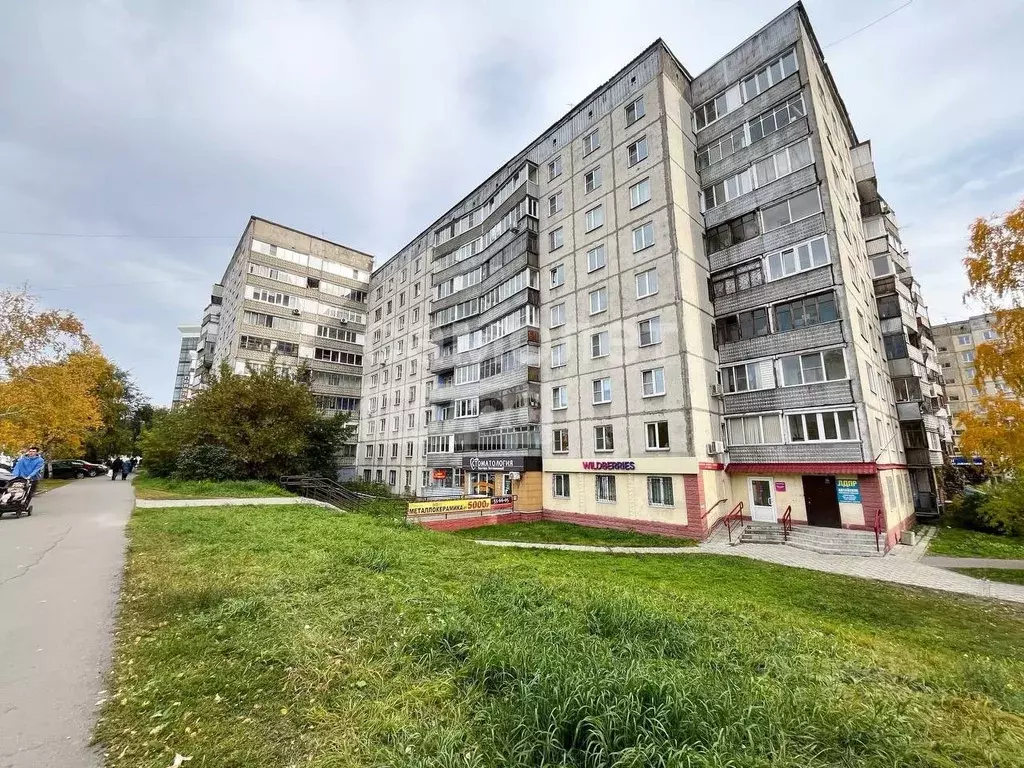 2-к кв. Алтайский край, Барнаул ул. Чкалова, 57 (52.9 м) - Фото 0