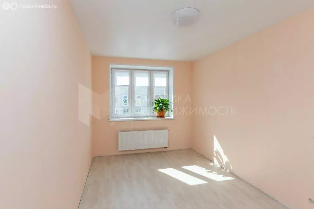 1-комнатная квартира: Тюмень, Дамбовская улица, 25к1 (36.5 м) - Фото 1