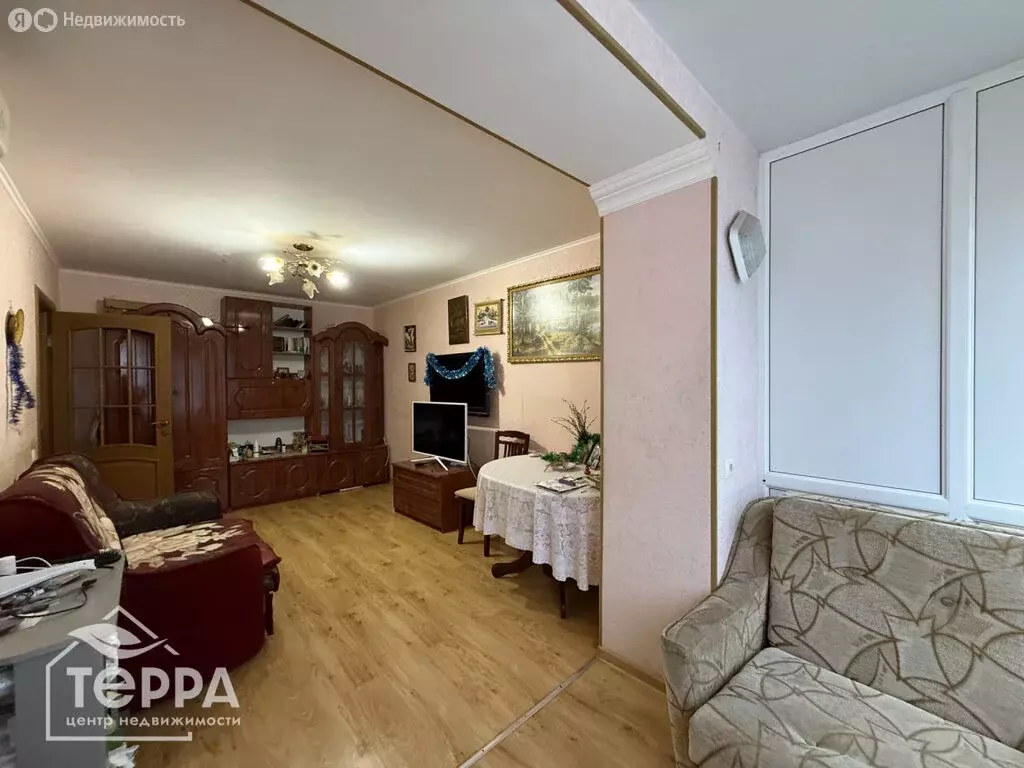 2-комнатная квартира: Евпатория, проспект Победы, 15 (42 м) - Фото 1