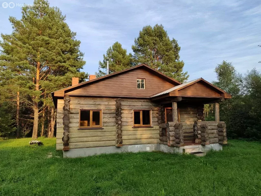 Дом в Брянская область, Брасовское сельское поселение, село Брасово ... - Фото 0