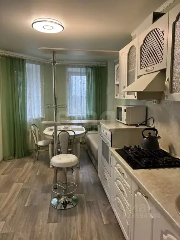 2-к кв. Вологодская область, Череповец ул. Белинского, 47 (59.3 м) - Фото 1