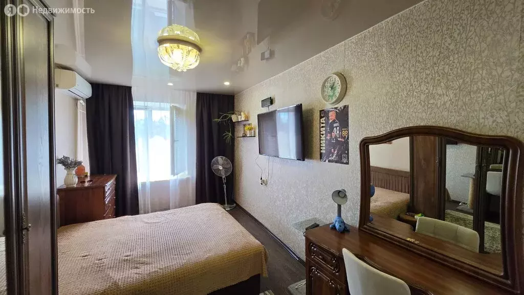 3-комнатная квартира: Керчь, улица Островского, 115 (60 м) - Фото 1