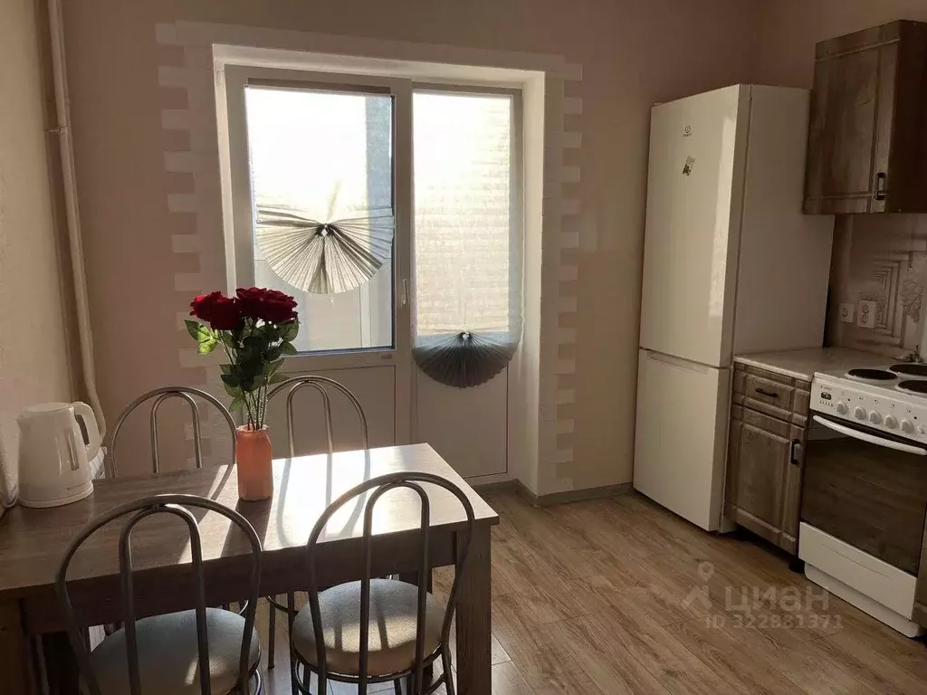 3-к кв. Воронежская область, Новоусманский район, пос. Отрадное ул. ... - Фото 1