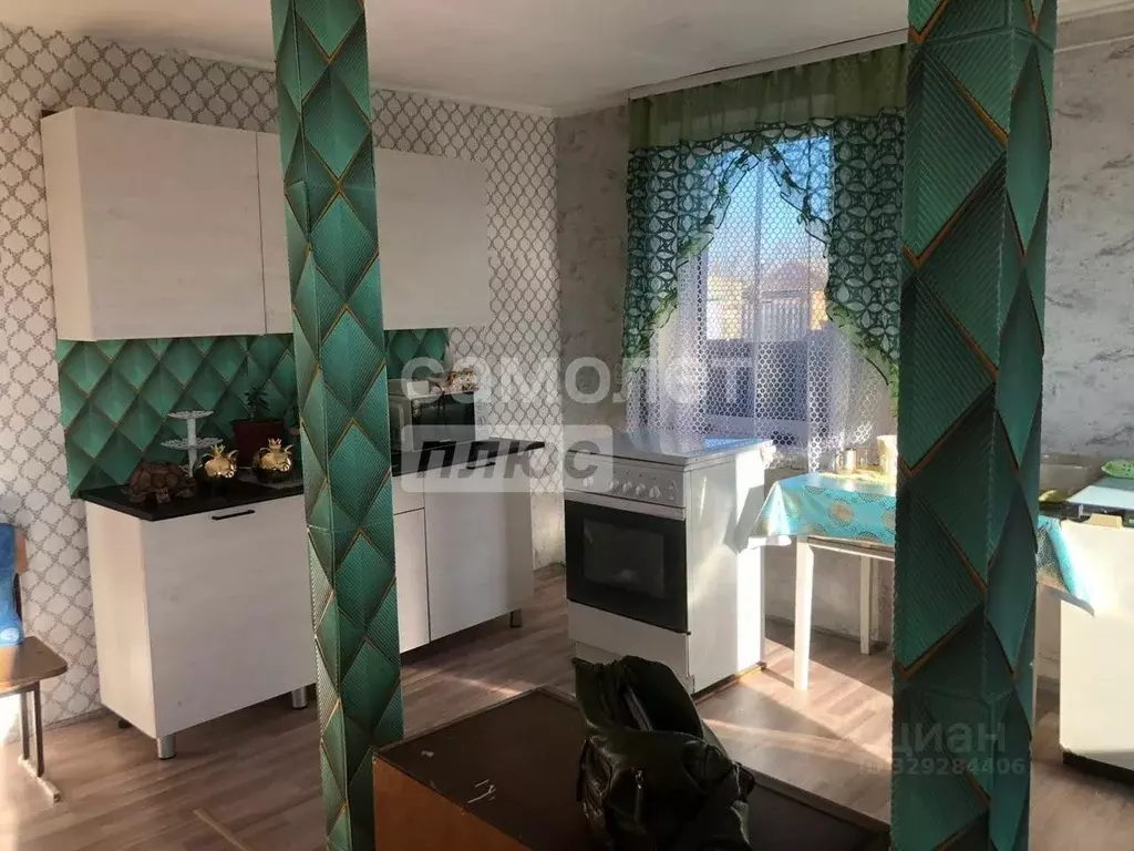 2-к кв. Калмыкия, с. Малые Дербеты ул. Титова, 30 (51.0 м) - Фото 1