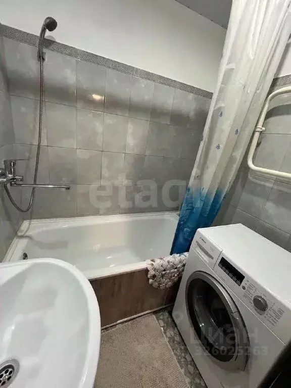 1-к кв. Кемеровская область, Новокузнецк Горьковская ул., 56А (34.2 м) - Фото 1