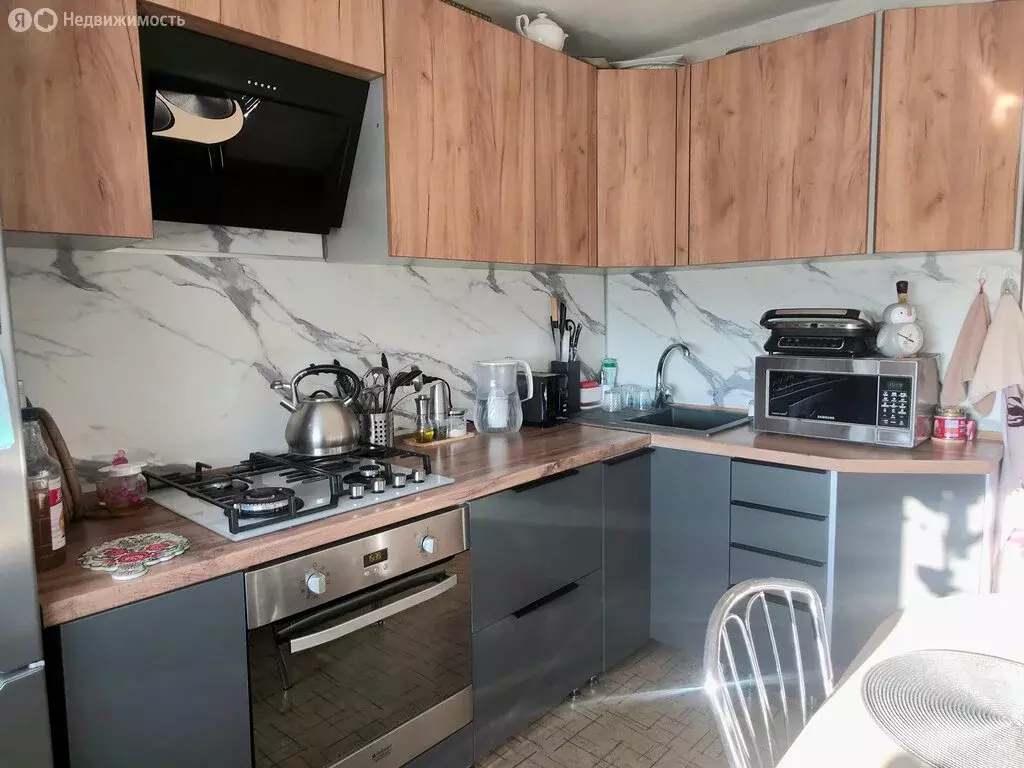 2-комнатная квартира: Волгоград, улица Германа Титова, 46 (48 м) - Фото 1