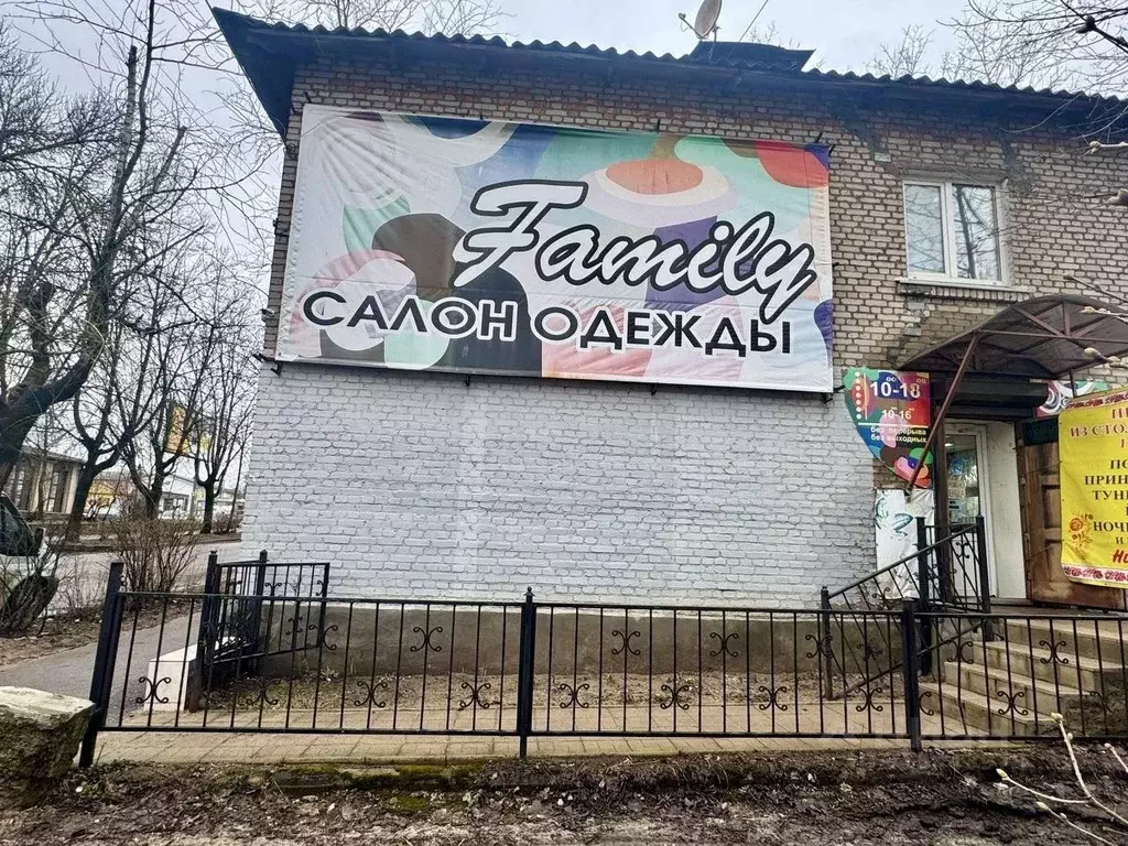 Торговая площадь в Ленинградская область, Луга ул. Алексея Яковлева, ... - Фото 1
