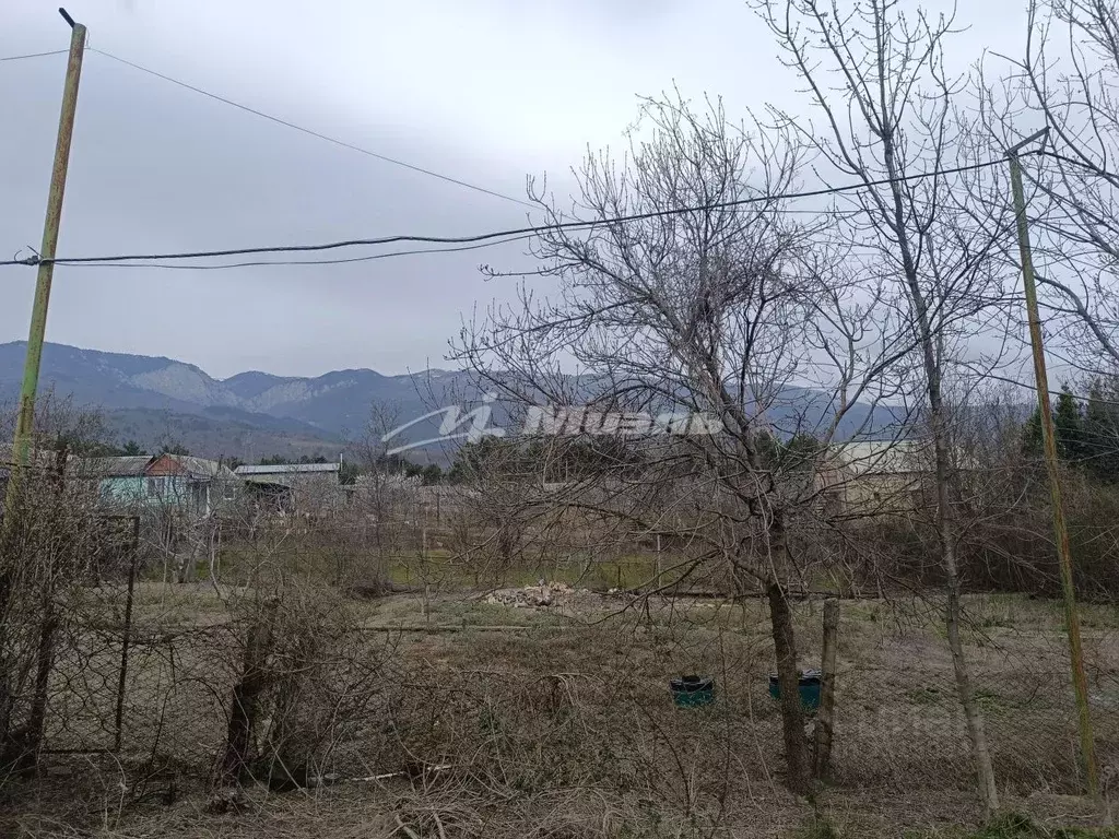 Участок в Крым, Алушта муниципальный округ, с. Лавровое ул. Водоемная ... - Фото 2