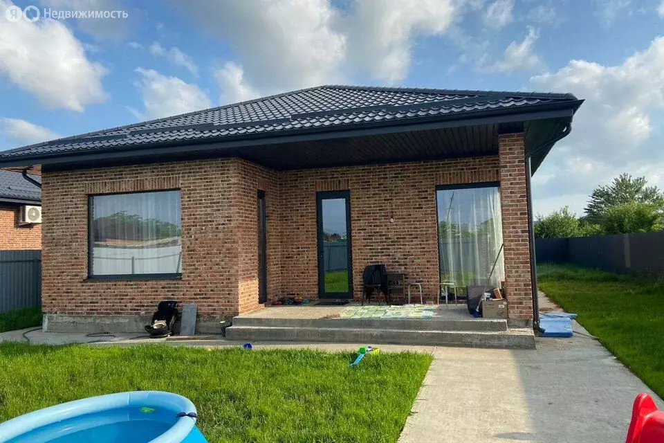 Дом в Яблоновский, Майкопская улица, 26 (105.3 м) - Фото 1