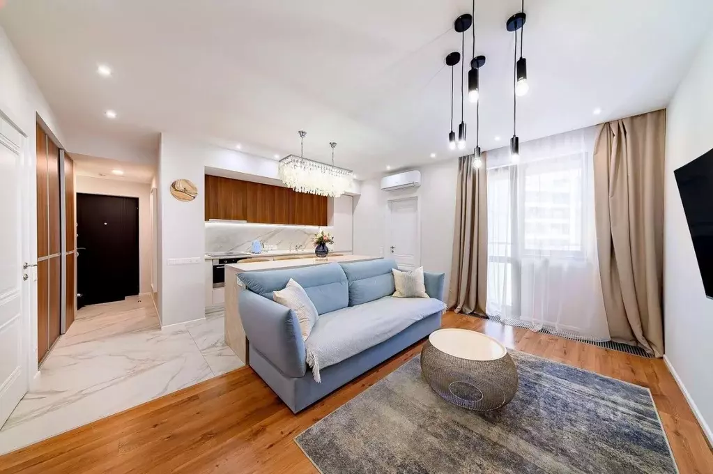 2-к кв. Краснодарский край, Сочи Центральный мкр, пер. Горького, 24 ... - Фото 1