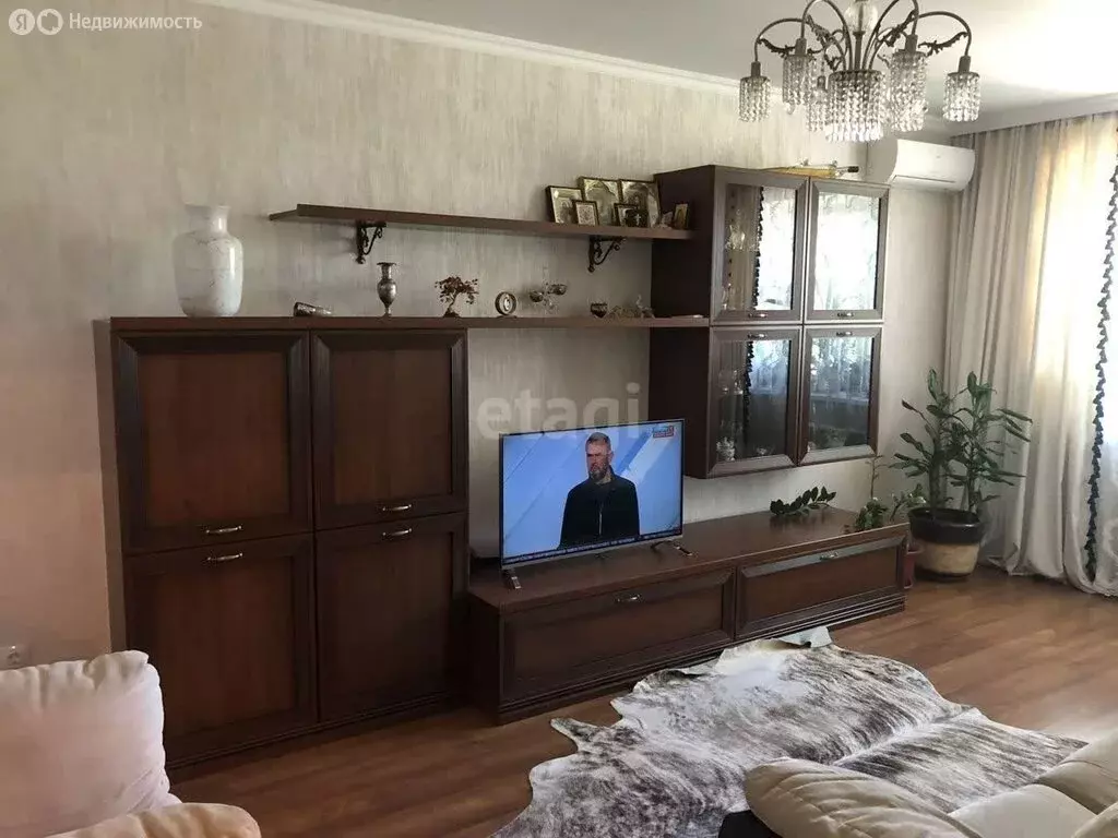 2-комнатная квартира: Семилуки, улица Гагарина, 43/1 (58 м) - Фото 0