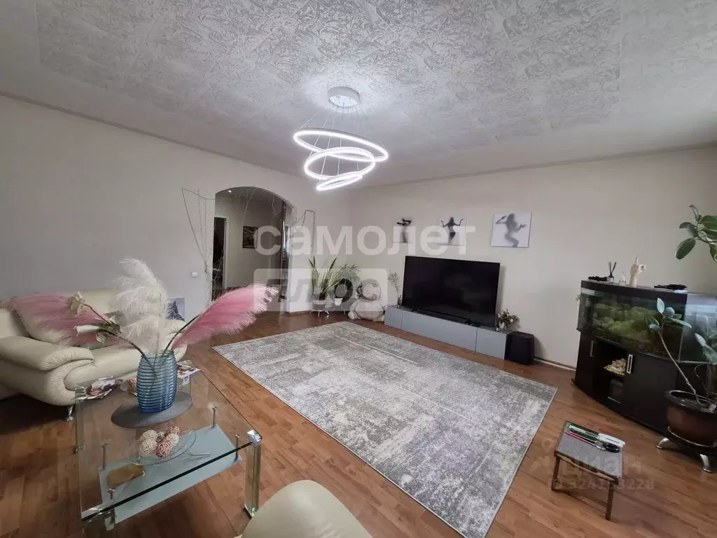 4-к кв. Волгоградская область, Волгоград ул. 50 лет Октября, 30 (155.7 ... - Фото 1