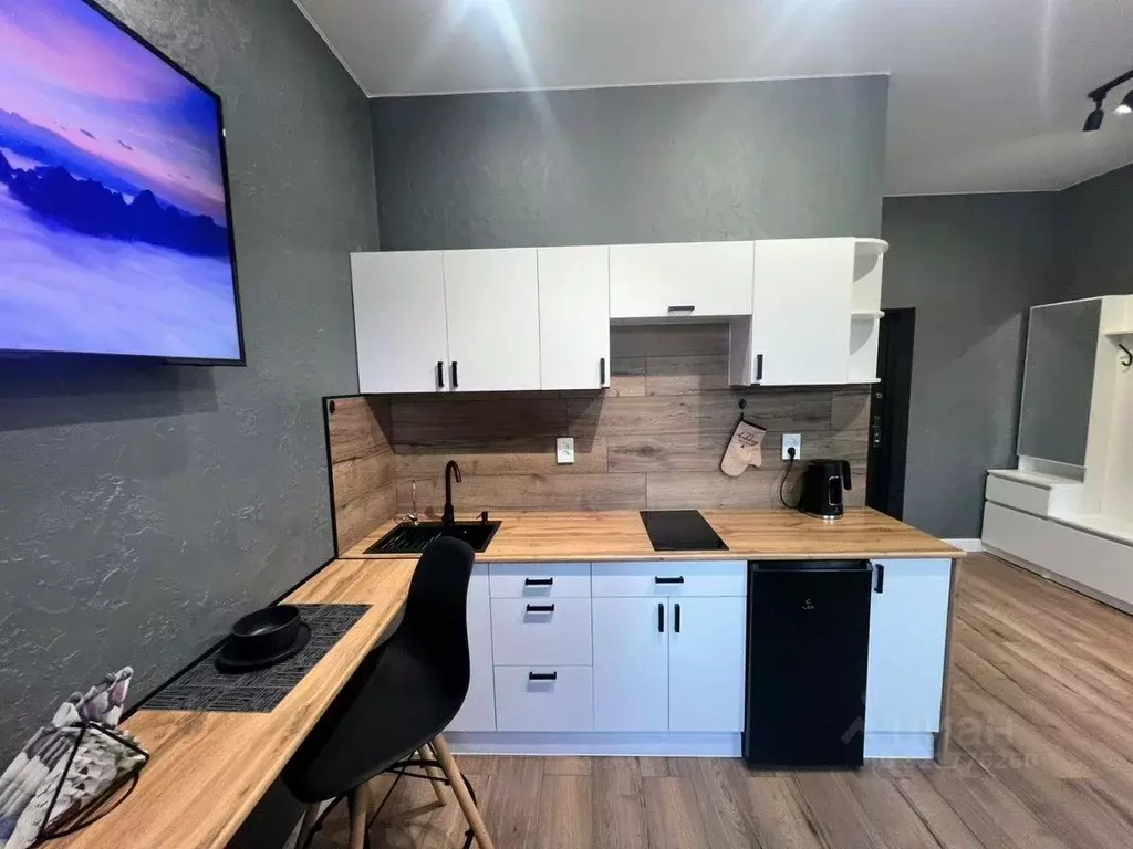 Комната Свердловская область, Екатеринбург ул. Лодыгина, 15 (21.0 м) - Фото 1