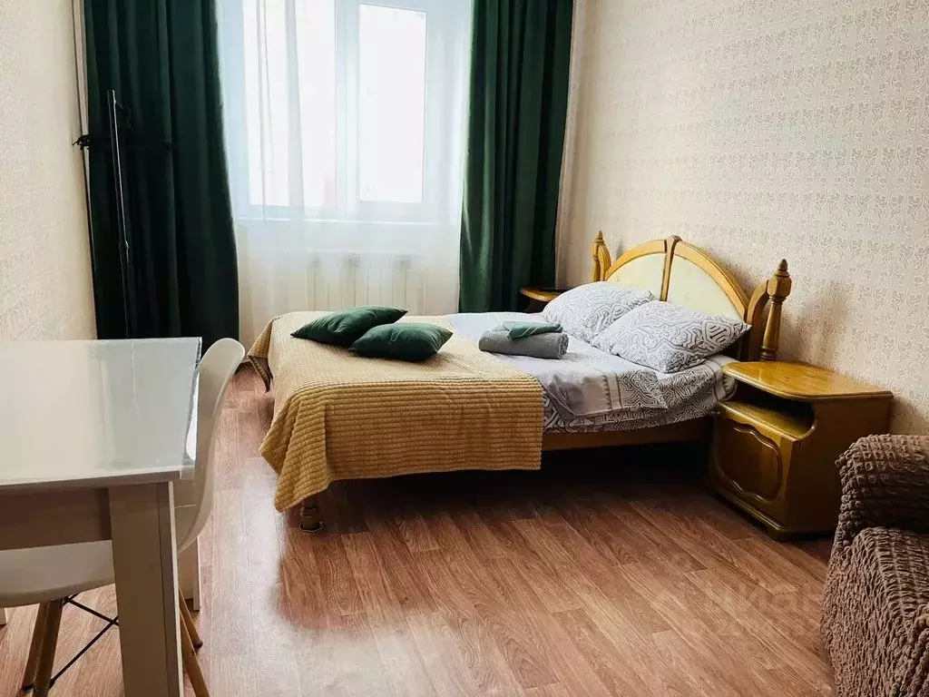 2-к кв. Челябинская область, Чебаркуль ул. Карпенко, 4В (58.0 м) - Фото 0