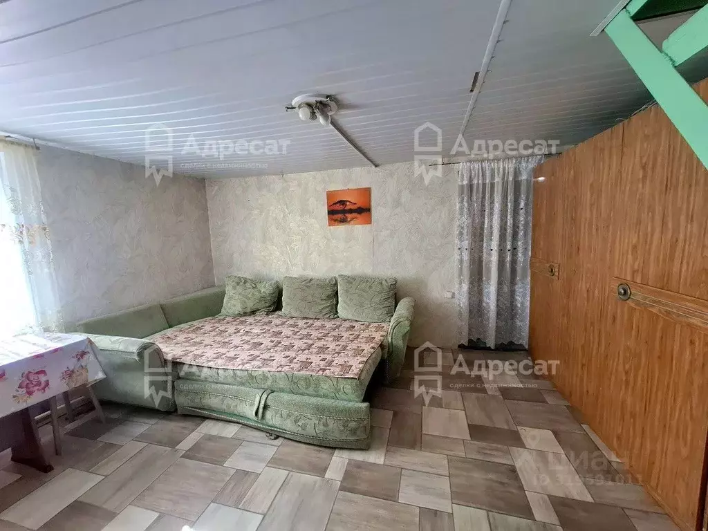 Дом в Волгоградская область, Волжский Урожай СНТ, ул. 4-я Линия (50 м) - Фото 1