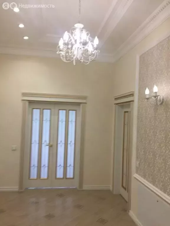 Дом в Патрушева, Московская улица (382.6 м) - Фото 0