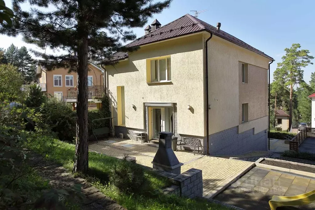 Таунхаус в Красноярский край, Красноярск ул. Серебряный Бор, 12 (214 ... - Фото 1