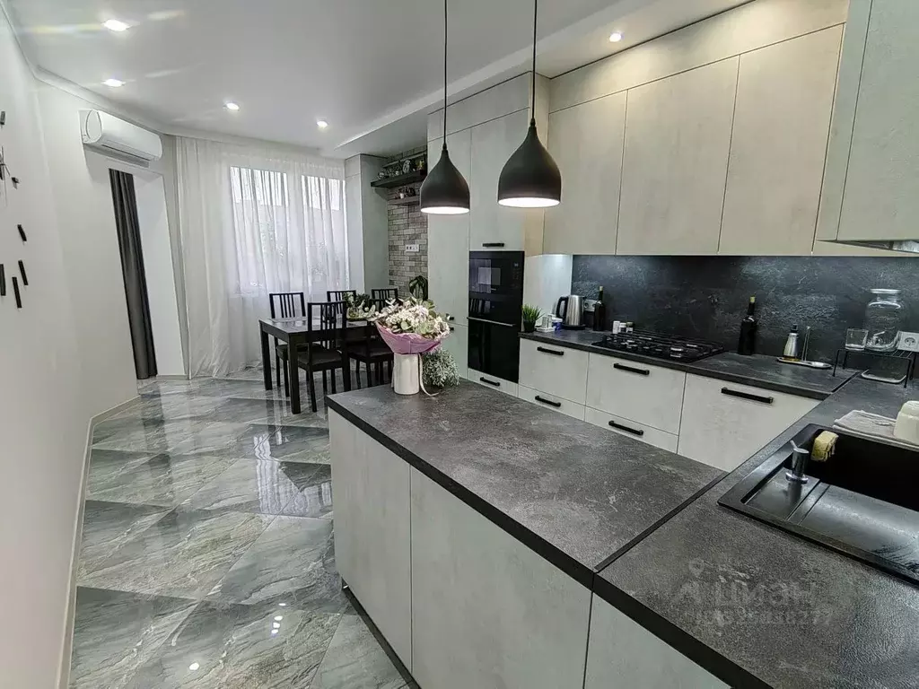 2-к кв. Краснодарский край, Анапа ул. Поликарпова, 2к2 (73.4 м) - Фото 1