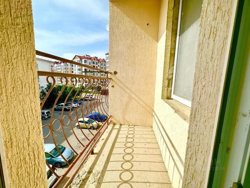 1-к кв. Краснодарский край, Геленджик Дивноморская ул., 37Бк5 (33.0 м) - Фото 0