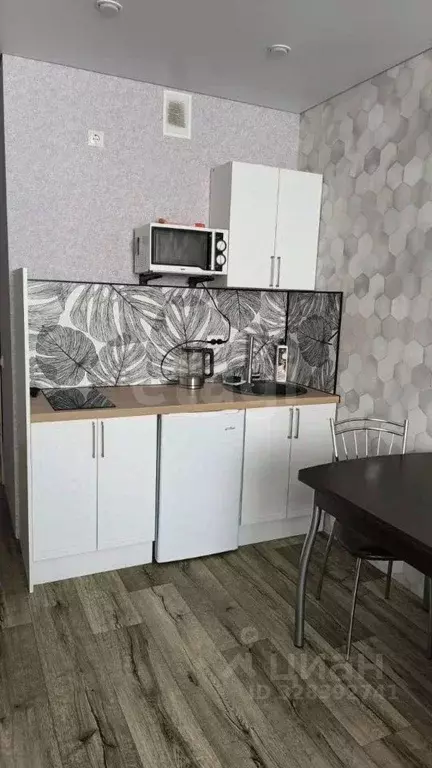 Студия Тюменская область, Тюмень ул. Первооткрывателей, 8 (20.0 м) - Фото 1