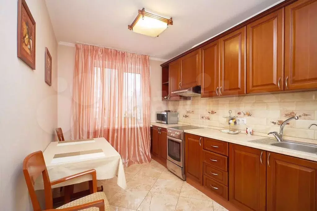 3-к. квартира, 70 м, 2/9 эт. - Фото 0