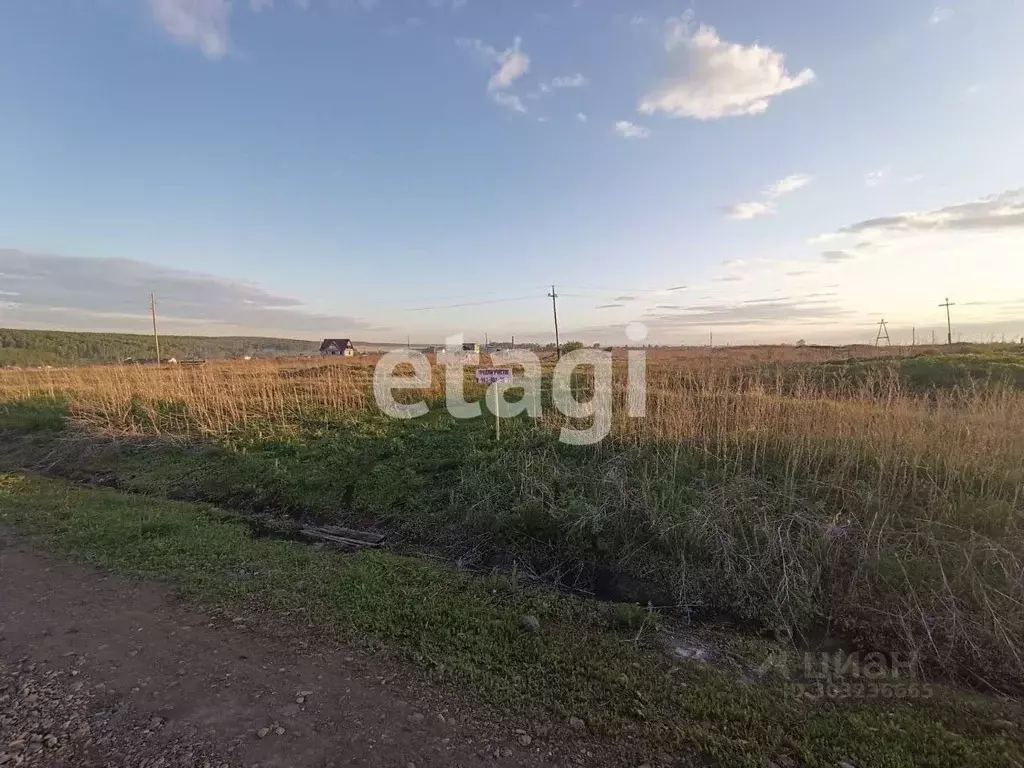 Участок в Красноярский край, Емельяновский район, с. Шуваево  (10.0 ... - Фото 1