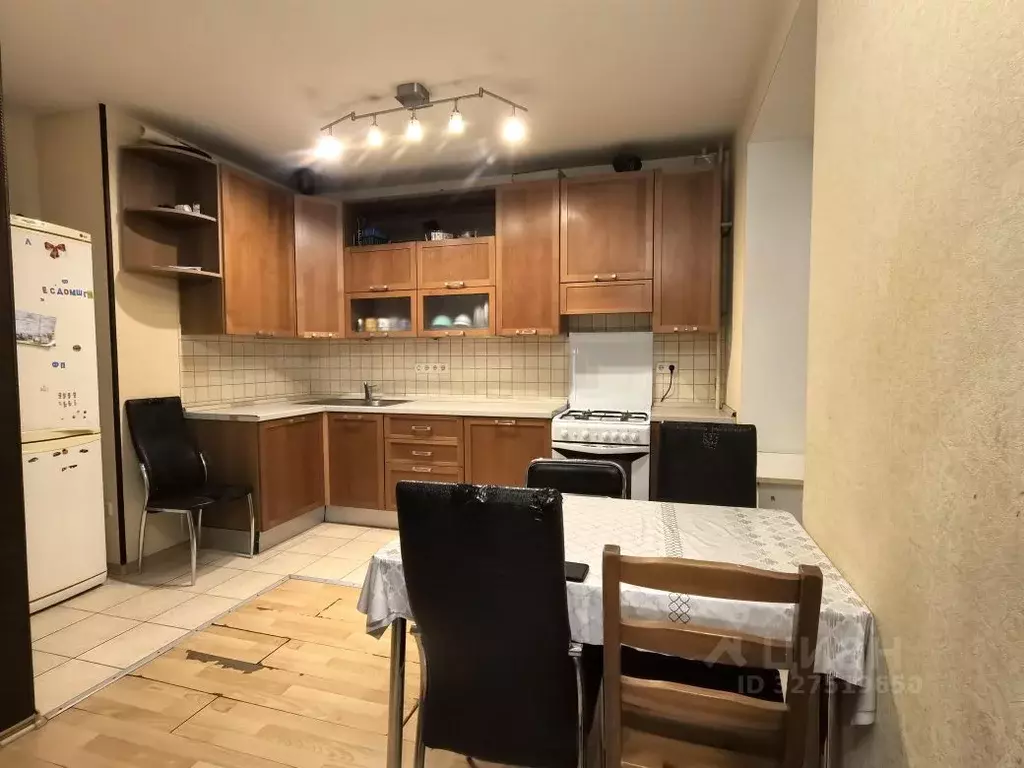 2-к кв. Калужская область, Обнинск ул. Гагарина, 15 (75.0 м) - Фото 1