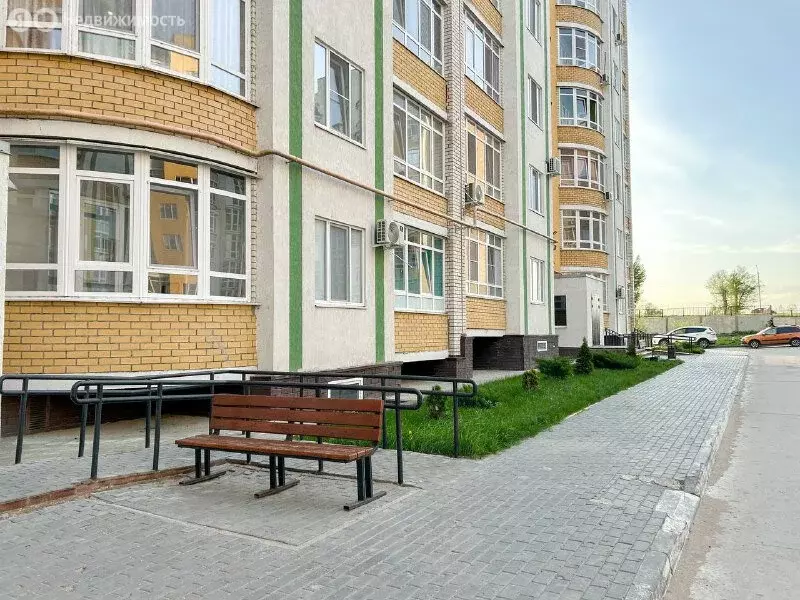 1-комнатная квартира: Балаково, улица Набережная Леонова, 45 (46 м) - Фото 0