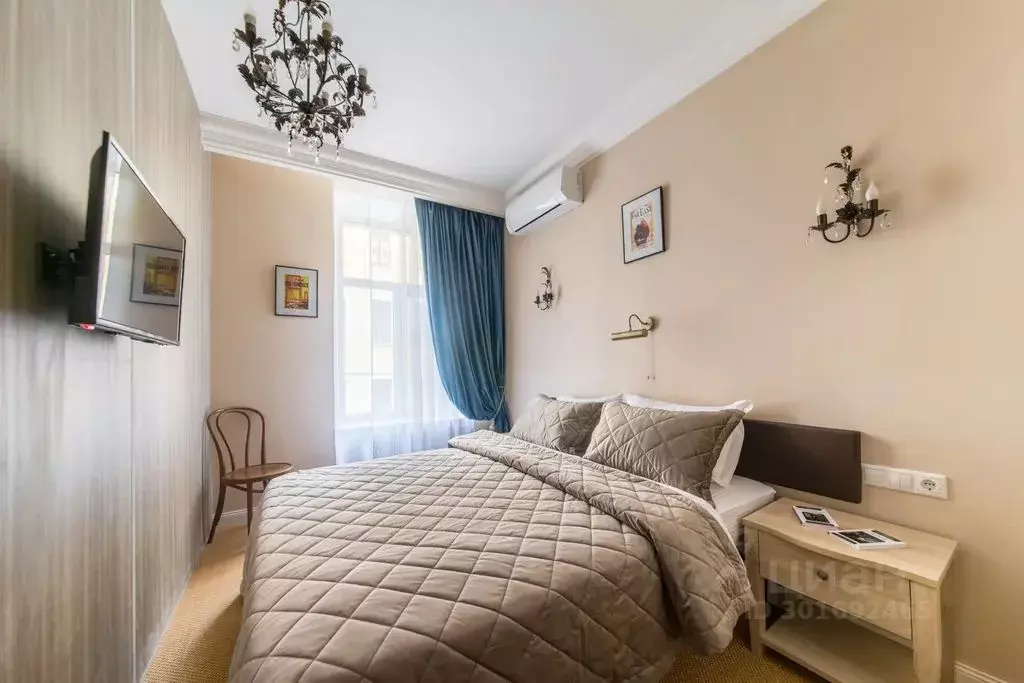 Комната Санкт-Петербург Миллионная ул., 29 - Фото 1