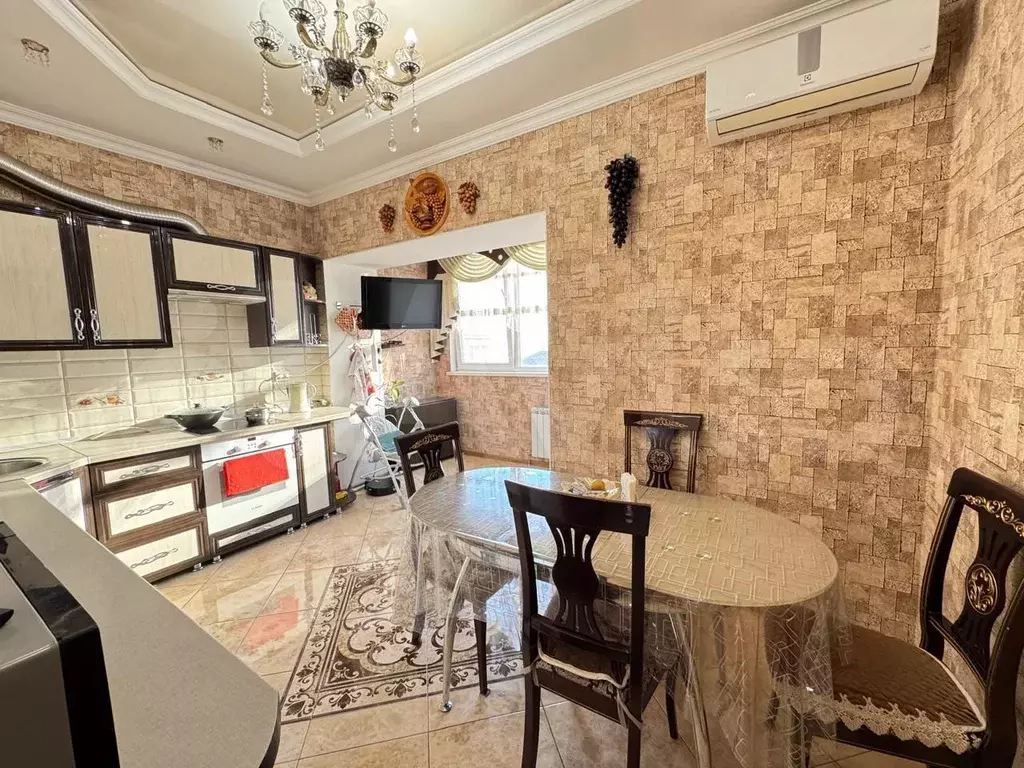 3-к. квартира, 90 м, 2/3 эт. - Фото 1