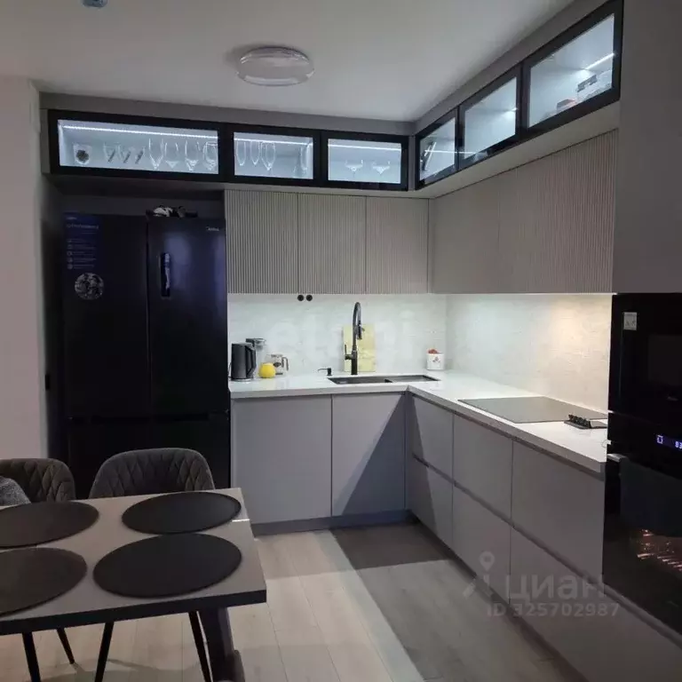 3-к кв. Тюменская область, Тюмень ул. Первооткрывателей, 2 (73.1 м) - Фото 1